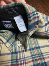 Load image into Gallery viewer, Vintage Sutter &amp; Grant Button Up
